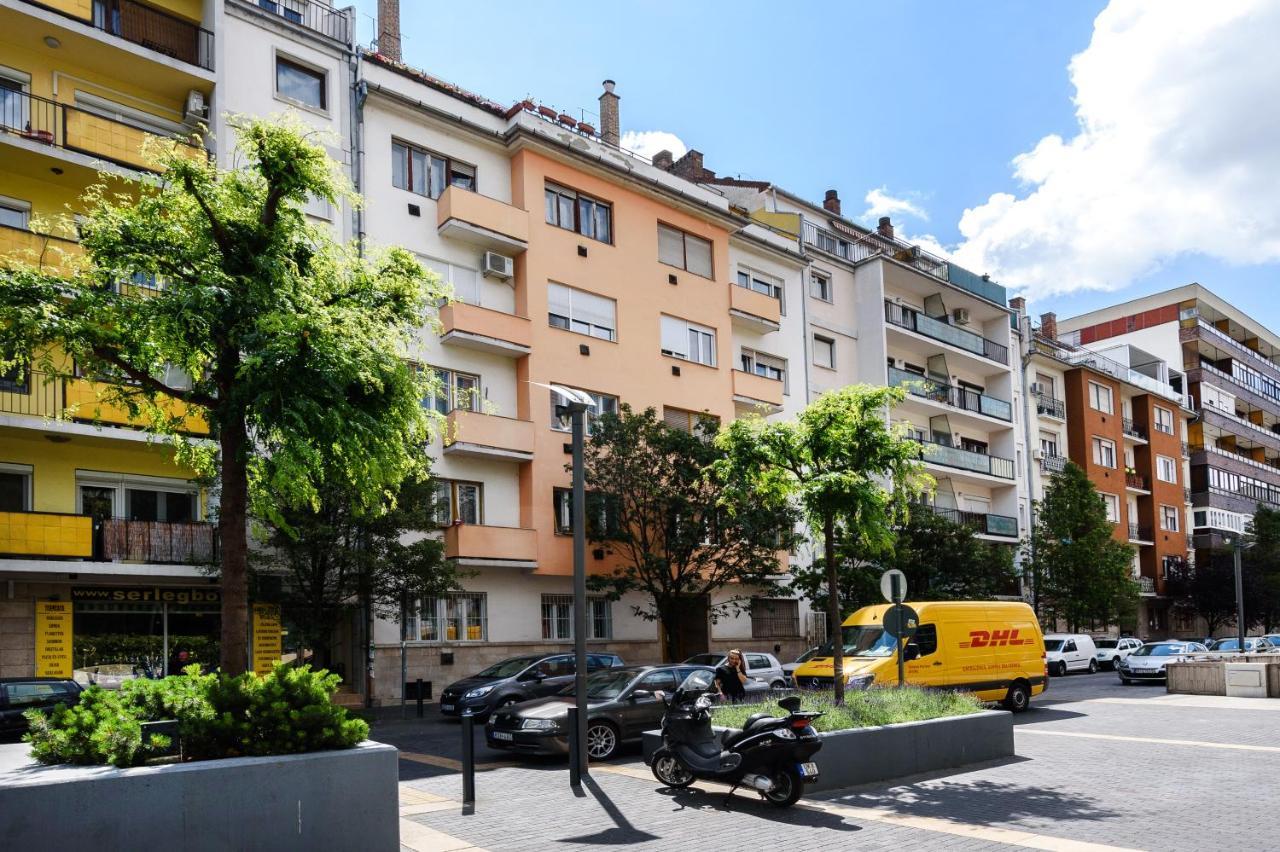 Buda Centre Homes By The Allee Shopping Mall Budapest Exteriör bild